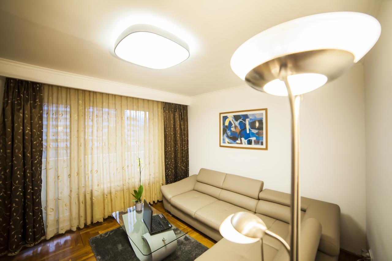 Business Class Apartment Cluj-Napoca Eksteriør billede