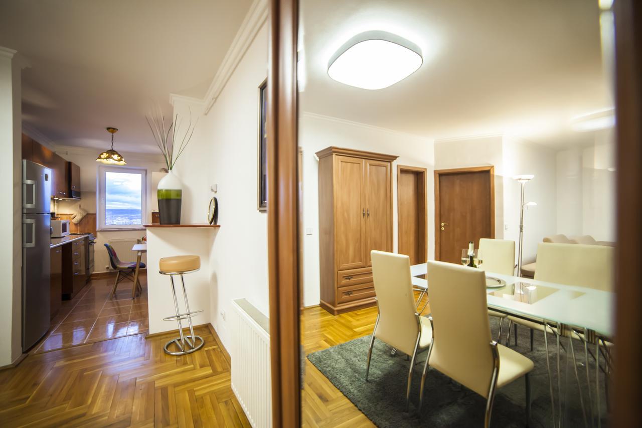 Business Class Apartment Cluj-Napoca Eksteriør billede