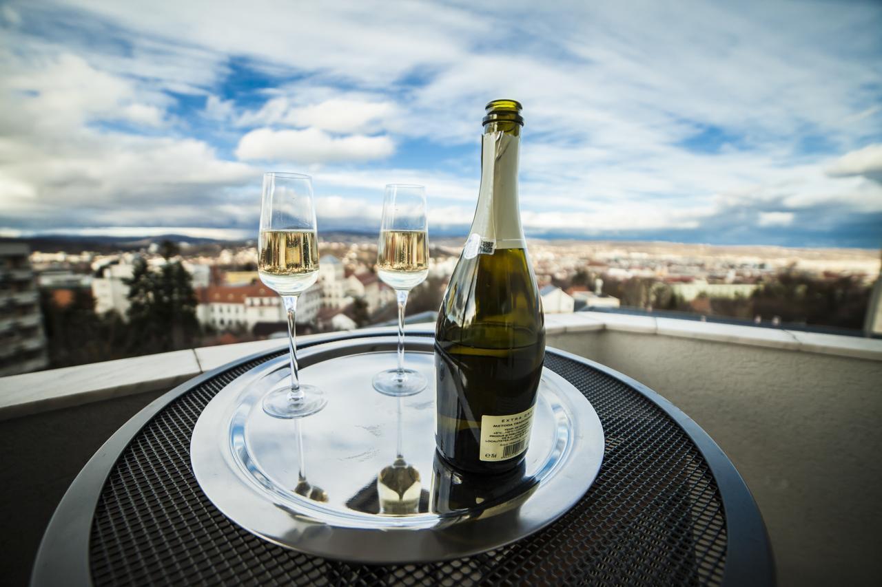 Business Class Apartment Cluj-Napoca Eksteriør billede